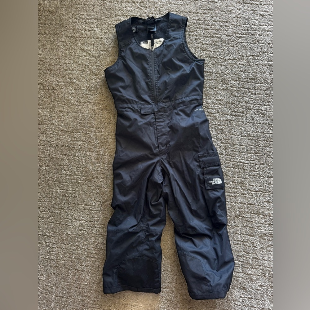 Size 5 kids black north face black snowsuit snow bibs
